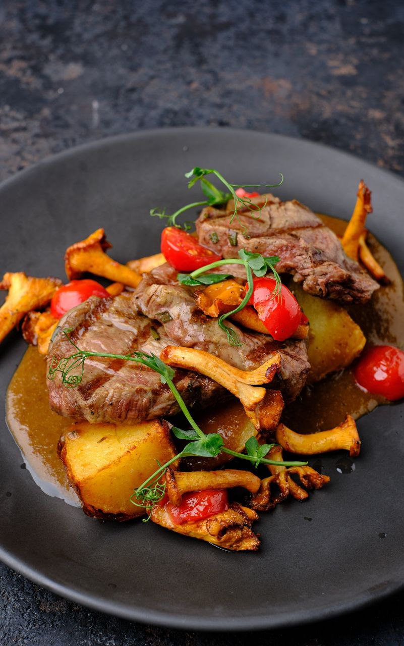 Beef medallions with chanterelles<br> 420g.